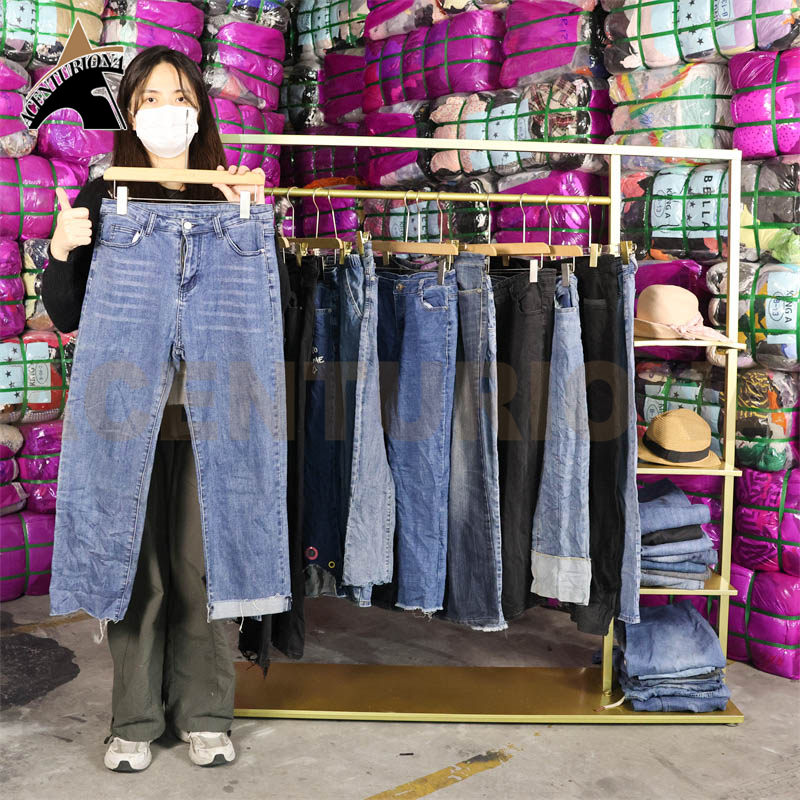 Used Trousers Vintage Ladies jeans